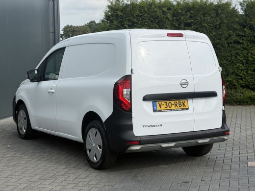 Nissan Townstar 1.3 TCe 131 PK TEKNA / BENZINE / L1H1 / CAMERA / AIRCO / CRUISE / BLINDSPOT / 3-ZITS / LED ActivLease financial lease
