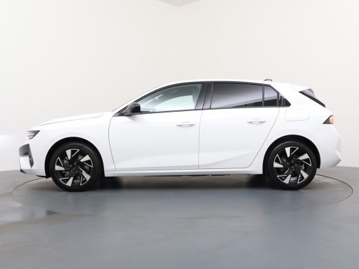 Opel Astra 1.6 Plug-in-Hybrid 195pk GS | DEMO | 3,7 kW boordlader | 7,4 kW boordlader | Achteruitrijcamera 180&deg; ActivLease financial lease