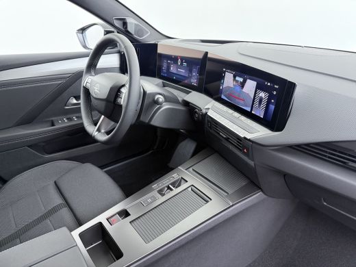 Opel Astra 1.6 Plug-in-Hybrid 195pk GS | DEMO | 3,7 kW boordlader | 7,4 kW boordlader | Achteruitrijcamera 180&deg; ActivLease financial lease