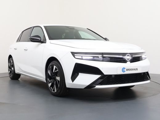 Opel Astra 1.6 Plug-in-Hybrid 195pk GS | DEMO | 3,7 kW boordlader | 7,4 kW boordlader | Achteruitrijcamera 180&deg; ActivLease financial lease