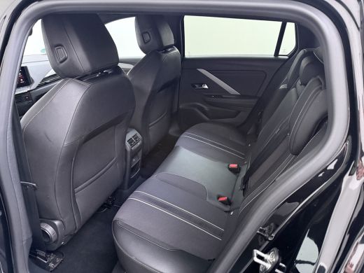 Opel Astra Sports Tourer 1.2 Turbo GS Trekhaak | All-seasons | Apple Carplay/Android Auto|telefoonintegratie... ActivLease financial lease