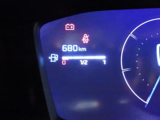 Peugeot 2008 1.2 Hybrid 145 Allure | Adap. cruise C. | 360 Camera | KeyLess | CarPlay | PDC V&A | Clima | 17" ... ActivLease financial lease