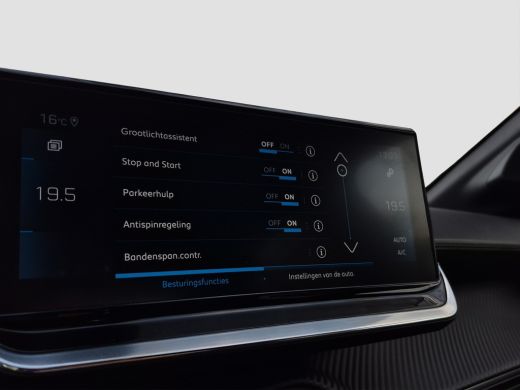 Peugeot 208 1.2 PURETECH 100PK 5-DRS GT-LINE Trekhaak afneembaar | Camera | LED | Parkeersensoren | Full map ... ActivLease financial lease