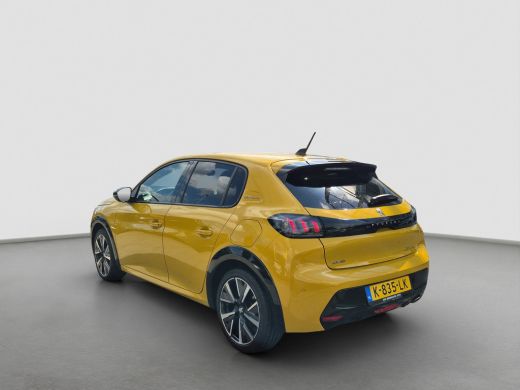 Peugeot 208 1.2 PURETECH 100PK 5-DRS GT-LINE Trekhaak afneembaar | Camera | LED | Parkeersensoren | Full map ... ActivLease financial lease