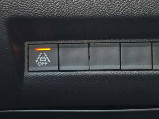 Peugeot 208 1.2 PURETECH 100PK 5-DRS GT-LINE Trekhaak afneembaar | Camera | LED | Parkeersensoren | Full map ... ActivLease financial lease