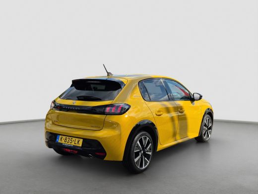 Peugeot 208 1.2 PURETECH 100PK 5-DRS GT-LINE Trekhaak afneembaar | Camera | LED | Parkeersensoren | Full map ... ActivLease financial lease