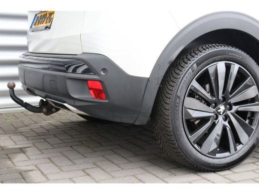 Peugeot 3008 1.2 PURETECH 130PK GT PACK AUTOMAAT / NAVI / LEDER / CLIMA / PDC / 19" LMV / CAMERA / TREKHAAK / ... ActivLease financial lease