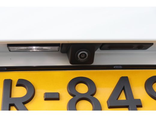 Peugeot 3008 1.2 PURETECH 130PK GT PACK AUTOMAAT / NAVI / LEDER / CLIMA / PDC / 19" LMV / CAMERA / TREKHAAK / ... ActivLease financial lease