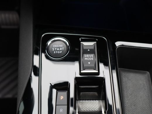 Peugeot 3008 1.6 HYbrid 225 Allure Pack Business Camera | Climate Control | Cruise Control | Navigatie | Parke... ActivLease financial lease