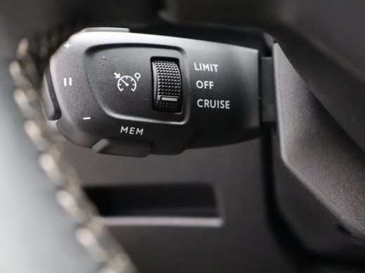 Peugeot 3008 1.6 HYbrid 225 Allure Pack Business Camera | Climate Control | Cruise Control | Navigatie | Parke... ActivLease financial lease