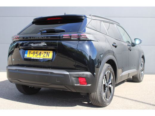 Peugeot e-2008 EV Allure 54 kWh | Fase 3 laden | SOH 95,75% | Nieuw model | Stoelverwarming | Navigatie | Camera... ActivLease financial lease