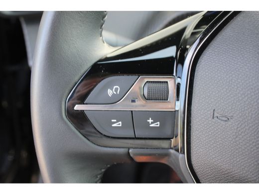 Peugeot e-2008 EV Allure 54 kWh | Fase 3 laden | SOH 95,75% | Nieuw model | Stoelverwarming | Navigatie | Camera... ActivLease financial lease