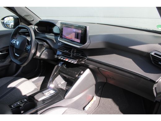 Peugeot e-2008 EV Allure 54 kWh | Fase 3 laden | SOH 95,75% | Nieuw model | Stoelverwarming | Navigatie | Camera... ActivLease financial lease
