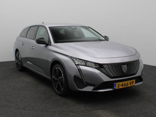 Peugeot e-308 Allure EV 54 kWh | SOH 93% | Stoelverwarming | Stuurverwarming | Navigatie | Verwamde Voorruit | ... ActivLease financial lease
