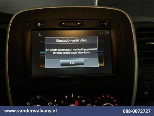 Renault Trafic 2.0 dCi 120pk L2H1 Euro6 Airco | Imperiaal | Navigatie | LED | Cruisecontrol Trekhaak, Parkeersen... ActivLease financial lease
