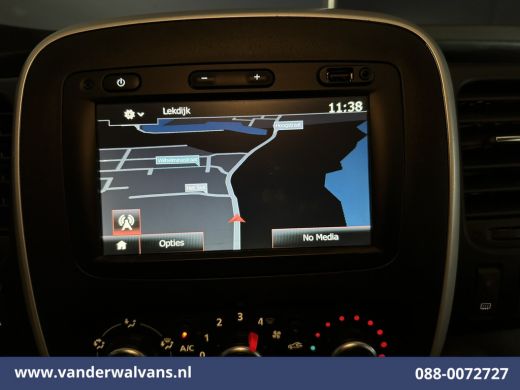 Renault Trafic 2.0 dCi 120pk L2H1 Euro6 Airco | Imperiaal | Navigatie | LED | Cruisecontrol Trekhaak, Parkeersen... ActivLease financial lease