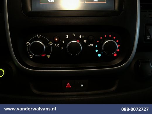 Renault Trafic 2.0 dCi 120pk L2H1 Euro6 Airco | Imperiaal | Navigatie | LED | Cruisecontrol Trekhaak, Parkeersen... ActivLease financial lease