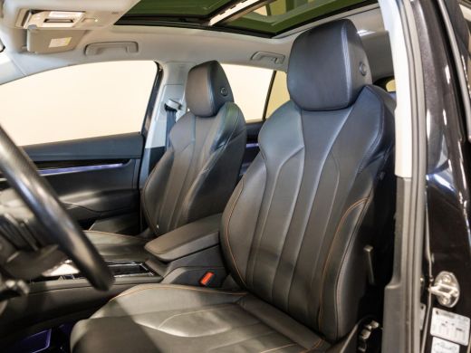 Skoda Enyaq iV 60 SOH 91% / 180pk / Panorama dak / Trekhaak / Warmtepomp / Dodehoek herkenning / ActivLease financial lease