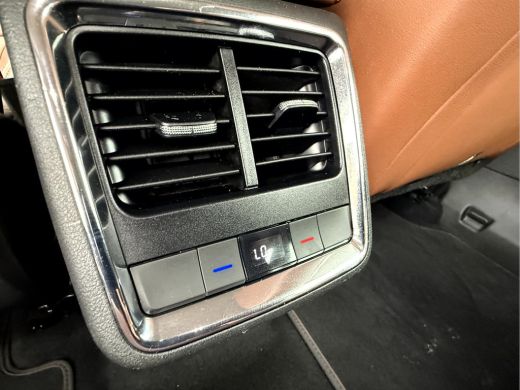 Skoda Enyaq iV 60 SOH 93.7%, Leer, Trekhaak Camera ActivLease financial lease