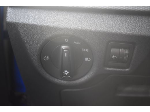 Skoda Kamiq 1.0 110PK TSI Ambition | LED verlichting | PDC Achter | 16 inch lichtmetalen velgen | Apple Carpl... ActivLease financial lease