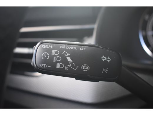 Skoda Kamiq 1.0 110PK TSI Ambition | LED verlichting | PDC Achter | 16 inch lichtmetalen velgen | Apple Carpl... ActivLease financial lease