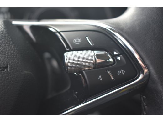 Skoda Kamiq 1.0 110PK TSI Ambition | LED verlichting | PDC Achter | 16 inch lichtmetalen velgen | Apple Carpl... ActivLease financial lease