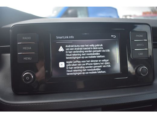 Skoda Kamiq 1.0 110PK TSI Ambition | LED verlichting | PDC Achter | 16 inch lichtmetalen velgen | Apple Carpl... ActivLease financial lease