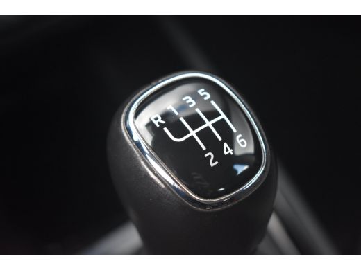 Skoda Kamiq 1.0 110PK TSI Ambition | LED verlichting | PDC Achter | 16 inch lichtmetalen velgen | Apple Carpl... ActivLease financial lease