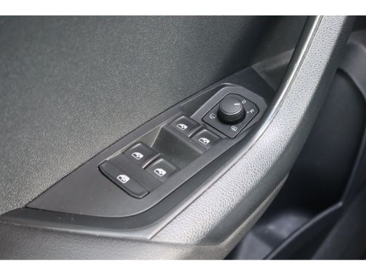 Skoda Karoq 1.5 TSI ACT Business Edition Plus 150PK AUTOMAAT | Apple Carplay/Android Auto|telefoonintegratie ... ActivLease financial lease