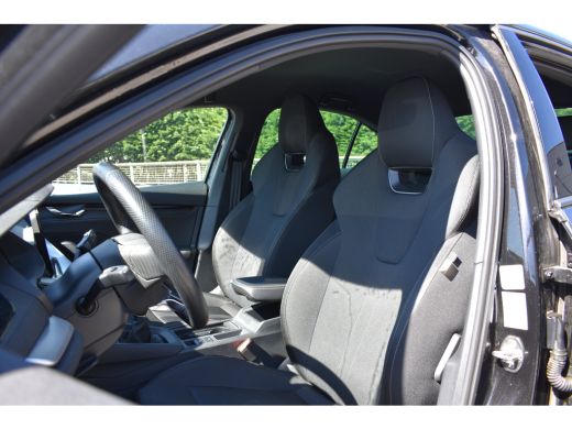 Skoda Octavia 1.0 TSI 110PK Sport Business | APP. CONNECT | CRUISE CONTROL | NAVIGATIE | FULL LED | DAB+ | AIRCO ActivLease financial lease