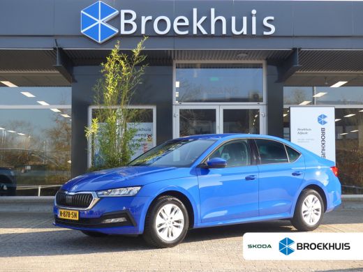 Skoda Octavia 1.0 TSI Ambition | STOELVERWARMING | PARKEERSENSOREN V+A | NAVI | ActivLease financial lease
