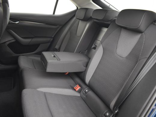 Skoda Octavia 1.4 TSI iV PHEV Business Edition 204 Pk DSG/AUTO | Trekhaak  | Navigatie | SOH 87,2% | Apple carp... ActivLease financial lease