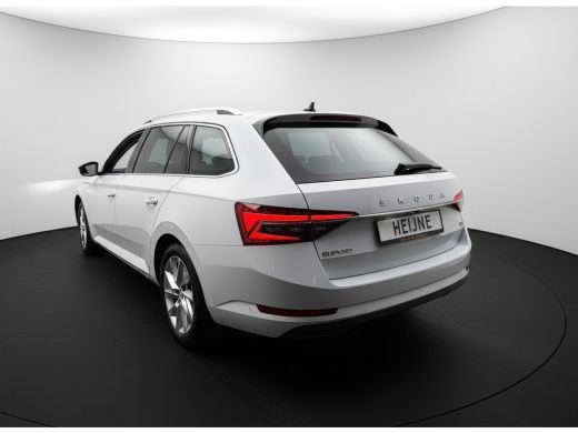 Skoda Superb Combi TSI iV 218PK HYBRIDE DSG STYLE VIRTUAL/CAMERA/CARPLAY ActivLease financial lease