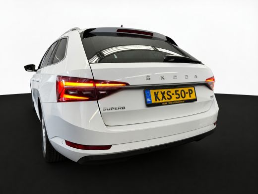 Skoda Superb Combi TSI iV 218PK HYBRIDE DSG STYLE VIRTUAL/CAMERA/CARPLAY ActivLease financial lease