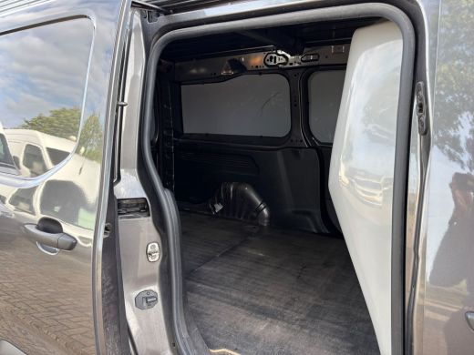 Toyota ProAce 1.5 D-4D Live Long | Automaat | Apple Carplay | Parkeersensoren | Dubbele Schuifedur ActivLease financial lease