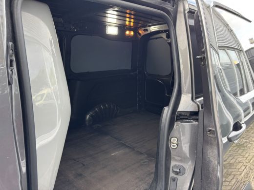 Toyota ProAce 1.5 D-4D Live Long | Automaat | Apple Carplay | Parkeersensoren | Dubbele Schuifedur ActivLease financial lease