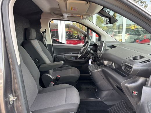 Toyota ProAce 1.5 D-4D Live Long | Automaat | Apple Carplay | Parkeersensoren | Dubbele Schuifedur ActivLease financial lease