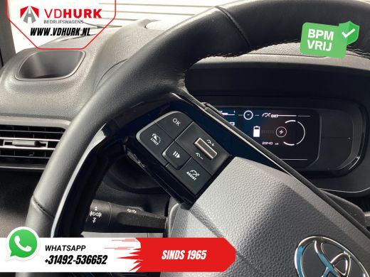 Toyota ProAce 50 kWh 320 km WLTP L2 3Pers./ LED/ Standkachel/ Stoelverw./ Stuurverw./ Carplay/ Camera/ PDC/ Cru... ActivLease financial lease