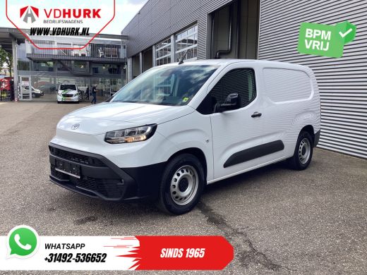 Toyota ProAce 50 kWh 320 km WLTP L2 3Pers./ LED/ Standkachel/ Stoelverw./ Stuurverw./ Carplay/ Camera/ PDC/ Cru... ActivLease financial lease