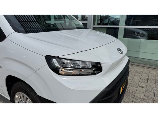 Toyota ProAce L2 Duty 1.5 D-4D 102PK Airco | Stoelverw. | Cruise | Camera | Navy by App ActivLease financial lease