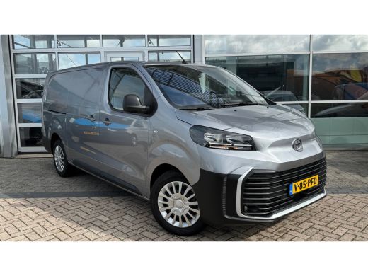 Toyota ProAce PROACE Worker 2.0 D-4D 140PK L2 Challenger | Navi | Cruise Controle | Camera | Stoel en stuurverw... ActivLease financial lease