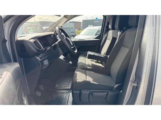 Toyota ProAce PROACE Worker 2.0 D-4D 140PK L2 Challenger | Navi | Cruise Controle | Camera | Stoel en stuurverw... ActivLease financial lease
