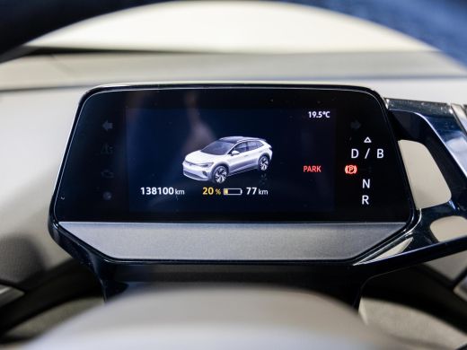 Volkswagen ID.4 Life 77 kWh SOH 90% / 204pk / NAP / Achteruitrij camera / Voorruit verwarming / Stoelverwarming / ActivLease financial lease