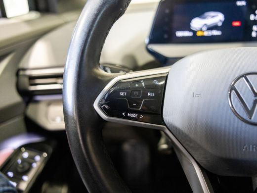 Volkswagen ID.4 Life 77 kWh SOH 90% / 204pk / NAP / Achteruitrij camera / Voorruit verwarming / Stoelverwarming / ActivLease financial lease