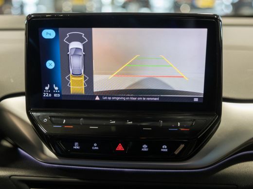 Volkswagen ID.4 Life 77 kWh SOH 90% / 204pk / NAP / Achteruitrij camera / Voorruit verwarming / Stoelverwarming / ActivLease financial lease