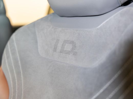 Volkswagen ID.4 Life 77 kWh SOH 90% / 204pk / NAP / Achteruitrij camera / Voorruit verwarming / Stoelverwarming / ActivLease financial lease