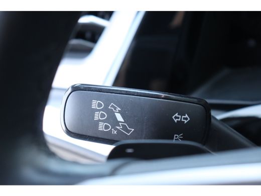 Volkswagen Multivan 1.4 e-HYBRID 217PK L2 7-ZITS BUSINESS LIFE SOH 98,13% / NAVI / CLIMA / FULL-LED / PDC / 18" LMV /... ActivLease financial lease
