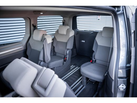 Volkswagen Multivan 1.4 eHybrid L2H1 Life Business | Achteruitrijcamera | Airco (automatisch) | Apple Carplay/Android... ActivLease financial lease