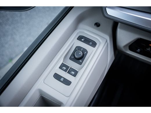 Volkswagen Multivan 1.4 eHybrid L2H1 Life Business | Achteruitrijcamera | Airco (automatisch) | Apple Carplay/Android... ActivLease financial lease