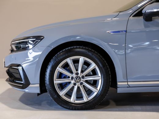 Volkswagen Passat Variant 1.4 TSI PHEV GTE Business SOH 94% / 218pk / NAP / Leder / Achteruitrij camera / IQ LED / ActivLease financial lease
